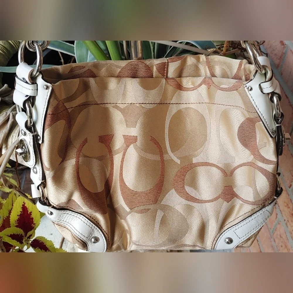 AUTHENTIC COACH JACQUARD SIGNATURE C/GENUINE LEATHER HAND/SHOULDER BAG 16.5 x 13